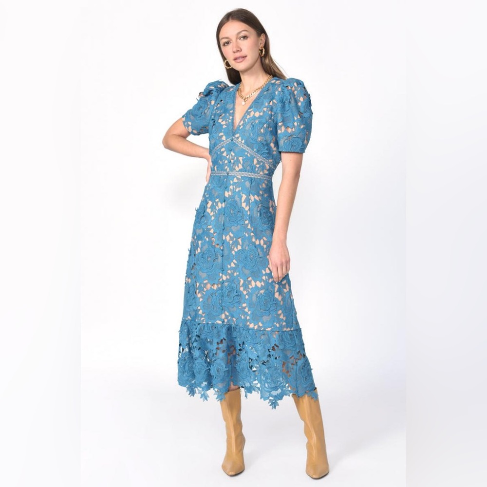 NWT  Adelyn Rae Wanda 3D Crochet Midi Dress Teal color size S